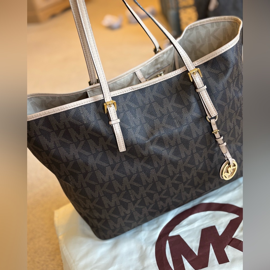 Michael Kors Large Jet Set Logo Cream Tote Bag With Dust Bag